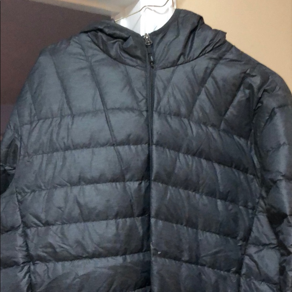 Men’s winter coat.